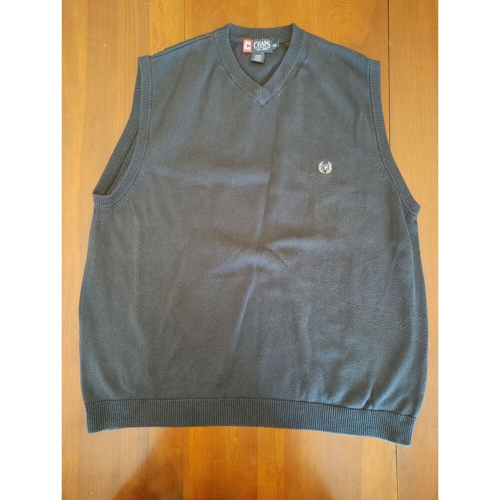 Chaps Men's Navy Blue V-Neck Sweater Vest with Crest 2XB (408)